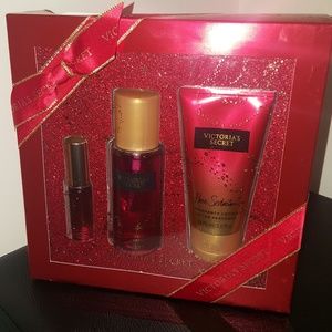 Victoria Secret gift set "Pure Seduction"